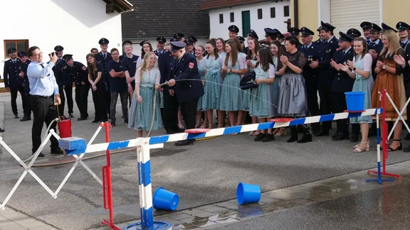 Gruppe von Personen beim Patenbitten in Niedersüßbach
